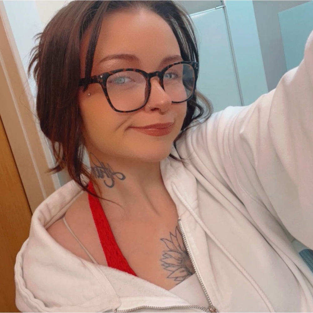 Meet your Posher, Cassie